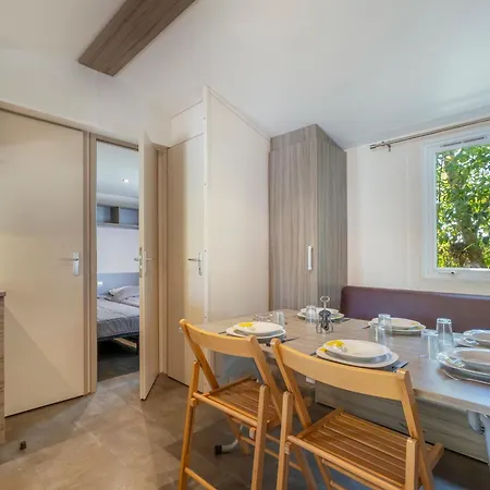 Les Mizottes Кемпинг