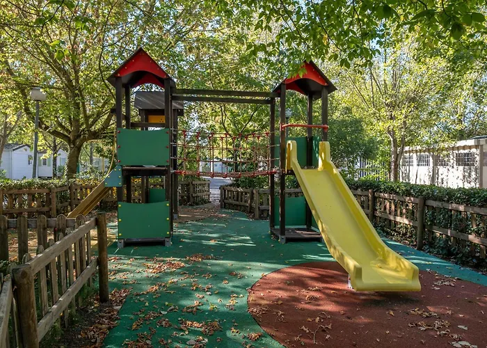 Les Mizottes Camping 4*