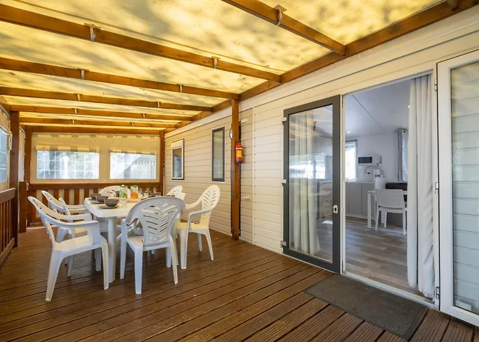 Les Mizottes Camping 4*